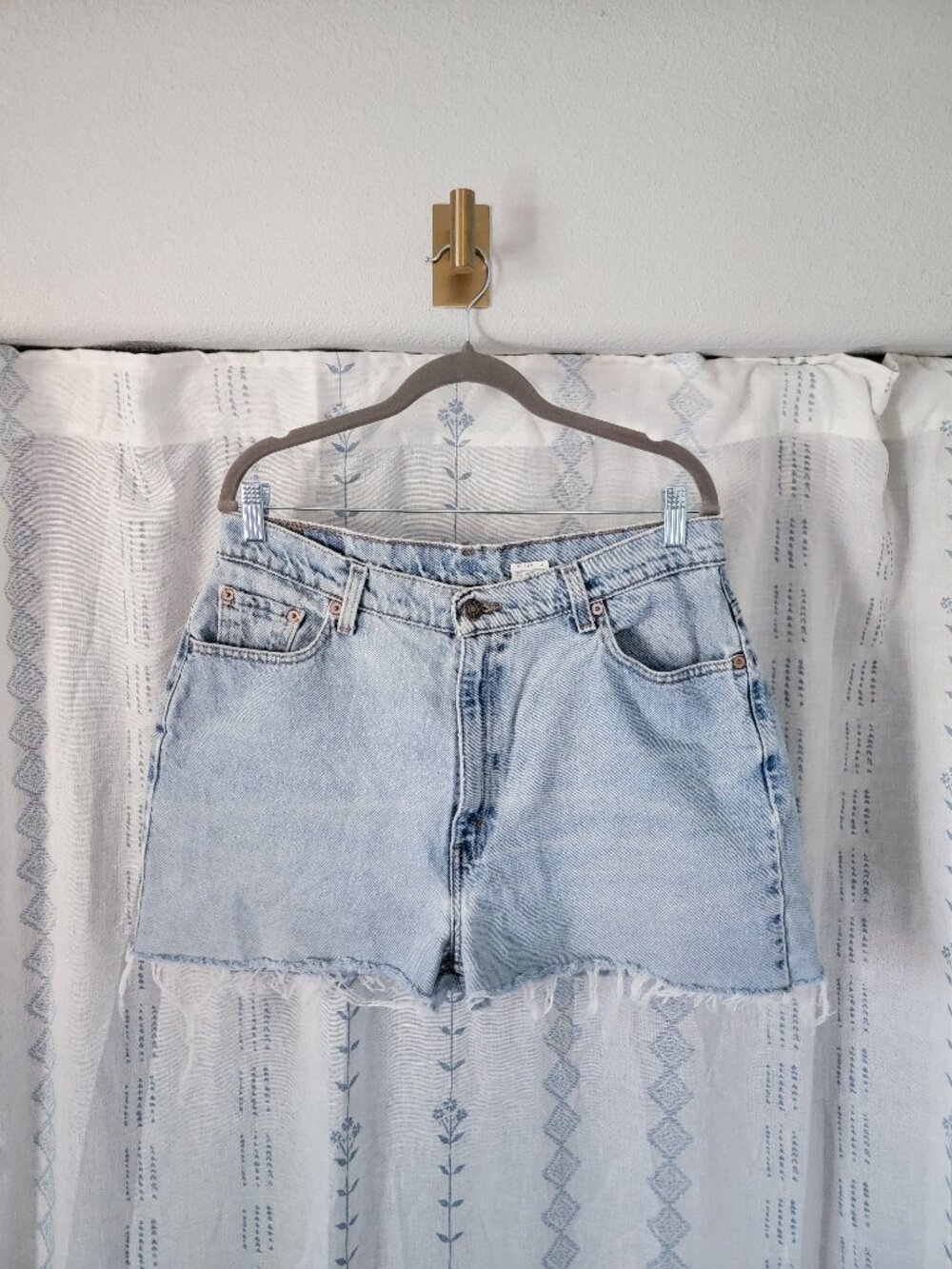 Vintage Levi's Cutoff Denim Shorts 512 Raw Hem Size 16